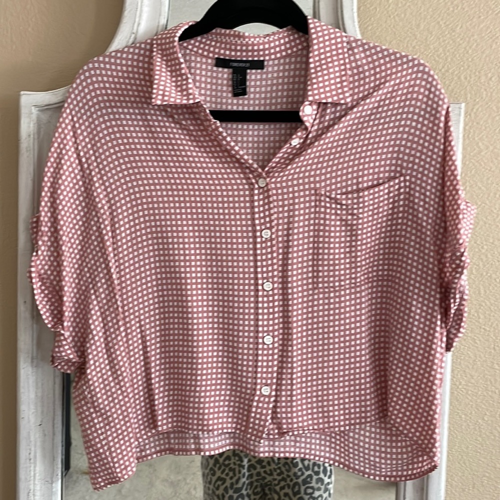 Forever 21 cropped blouse